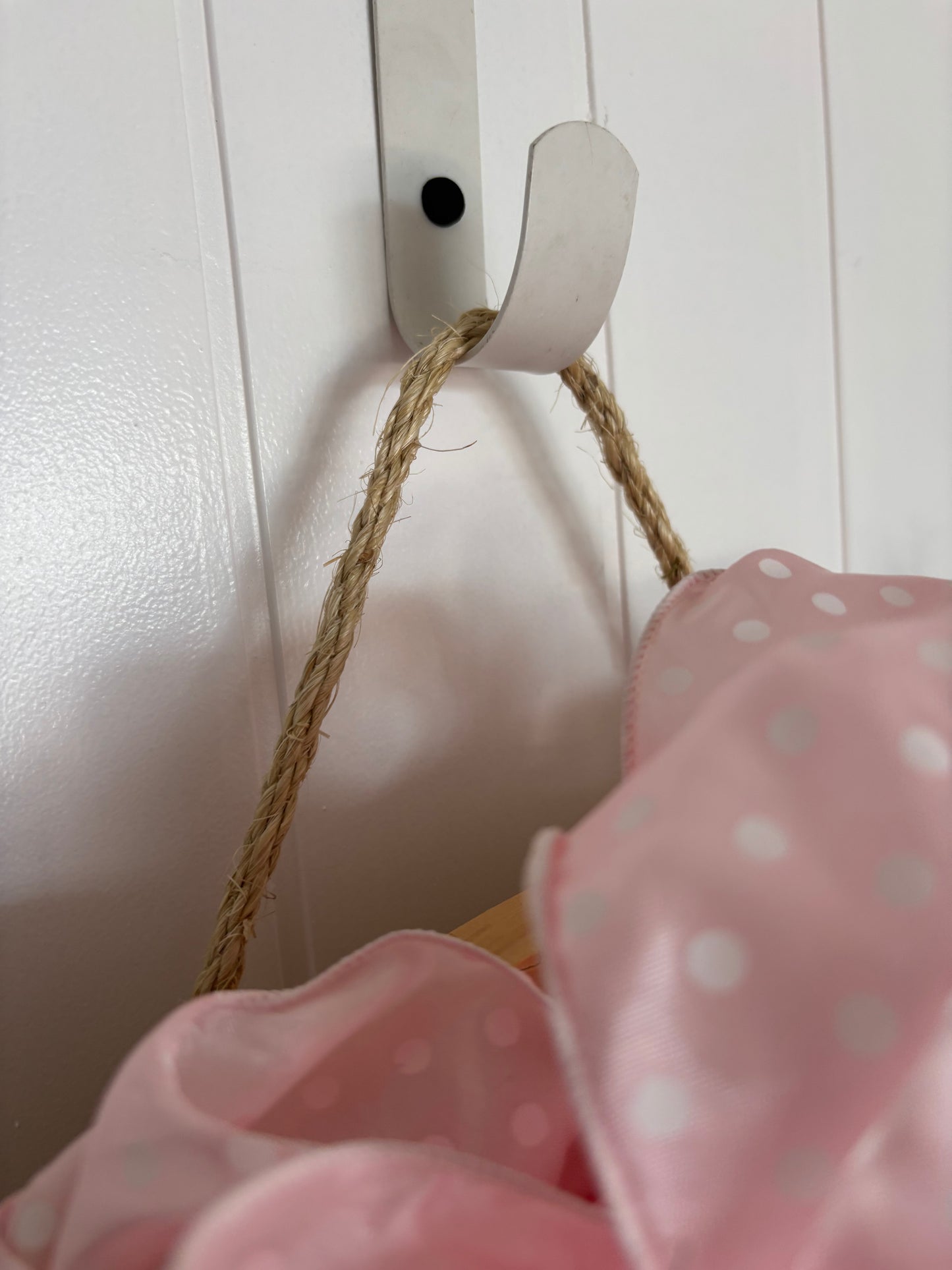 Welcome every bunny-light pink