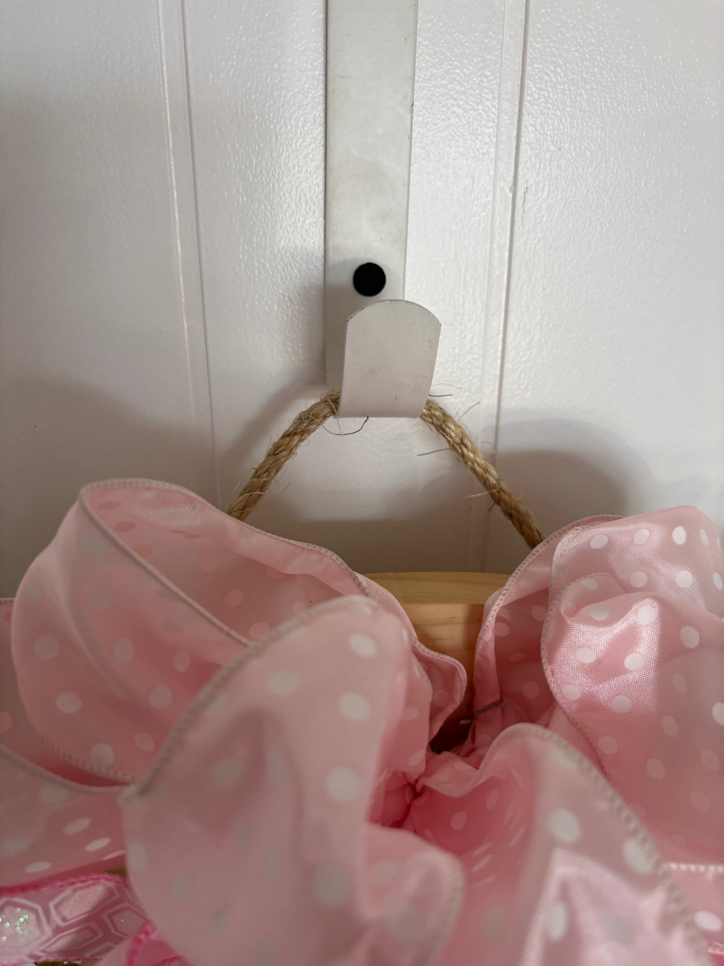 Every bunny welcome- pink